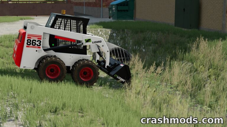 A Lizard 863 skid steer with a 2,000-liter shovel maneuvers through tall grass in Farming Simulator 22.