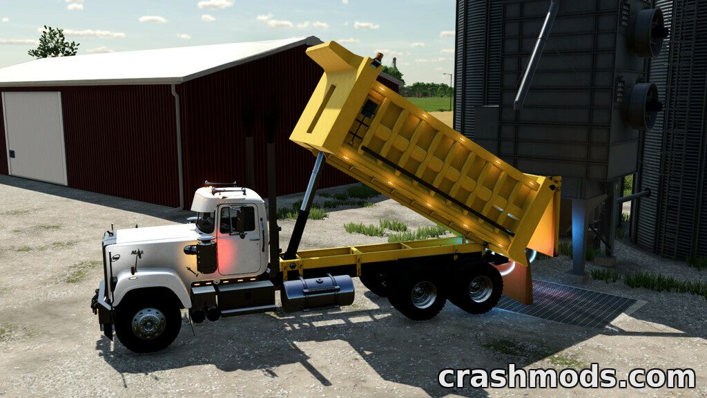 MACK Superliner X – Fully Customizable Classic Semi Truck – screenshot 3