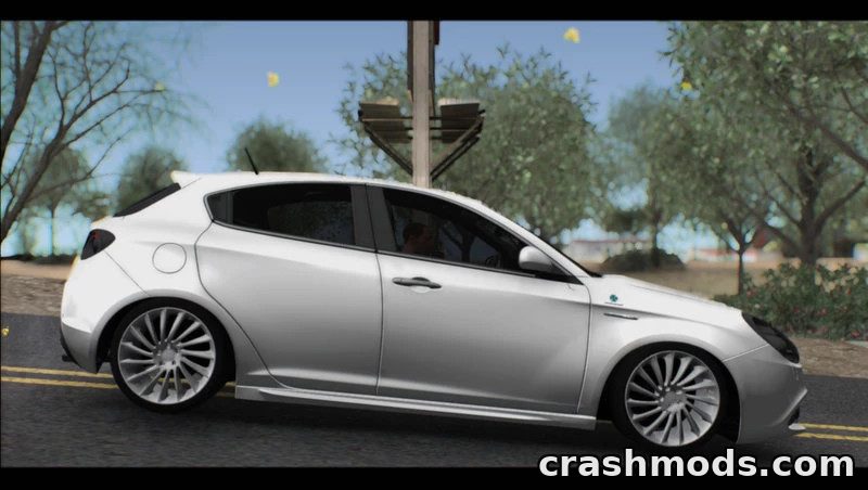 2011 Alfa Romeo Giulietta – Stock Italian Hatchback – screenshot 6