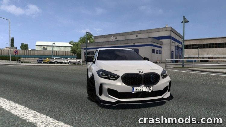 2023 BMW 135i M – Hot Hatch with Five Interior Colours – screenshot 2