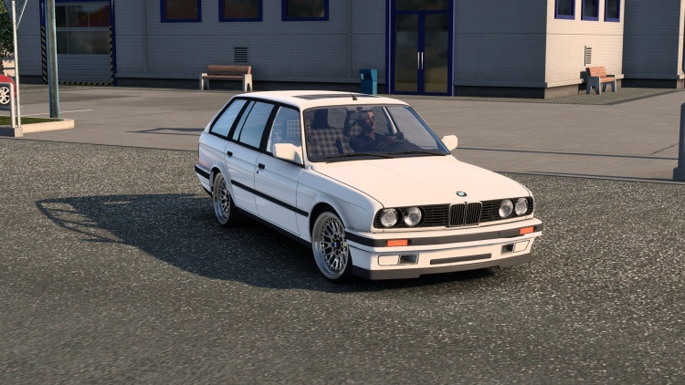 BMW 3-Series E30 Touring – Rebuilt Classic Estate Euro Truck Simulator 2 mod screenshot