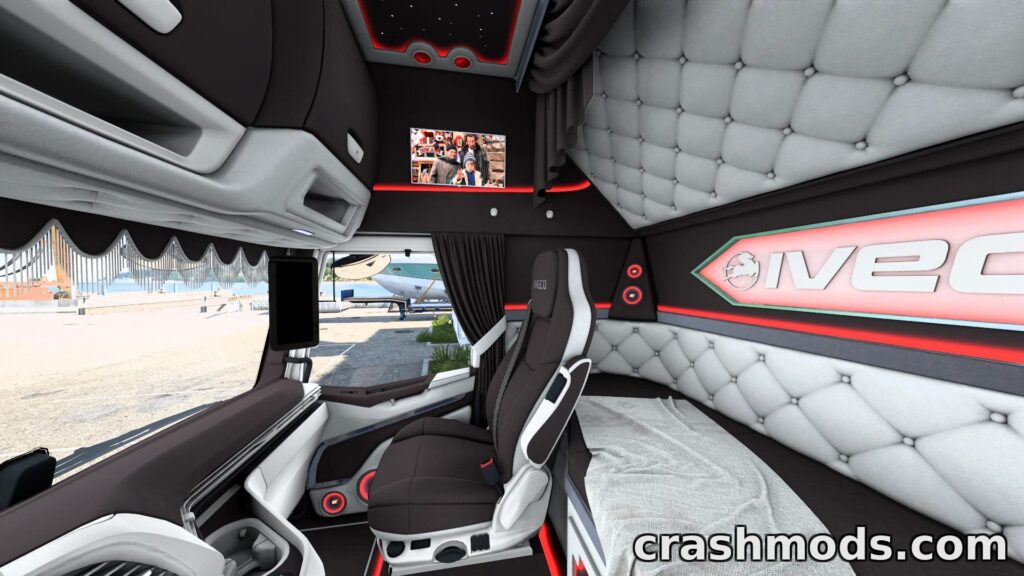 Iveco S-Way Italy Interior – Realistic Cab Upgrade Euro Truck Simulator 2 mod screenshot