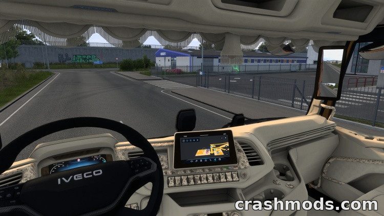Iveco S-Way Lux Interior – Custom Cab with Red Backwall Lights – screenshot 3