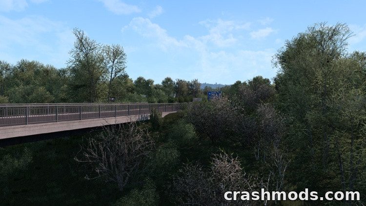 Late Autumn and Mild Winter – Leafless Trees and Wet Roads – screenshot 2