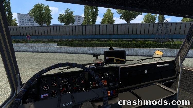 LIAZ 300S – Truck with 3 Chassis and a 3-Axle BDF Trailer – screenshot 2