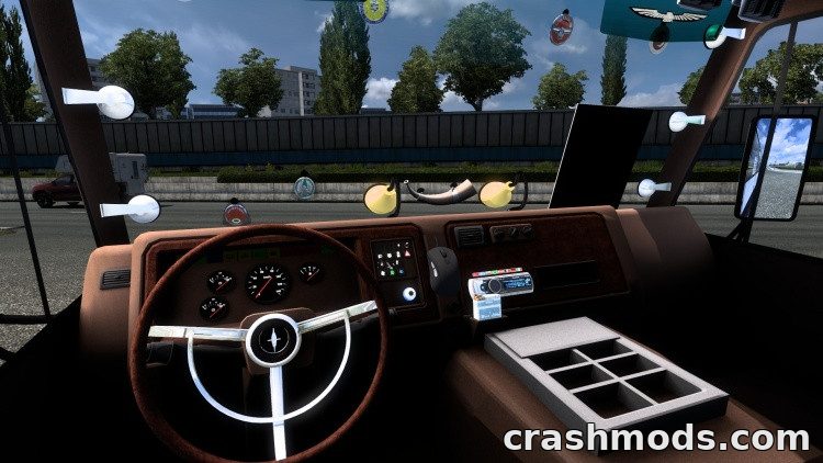Magirus M2000 – Bus with Lemon Yellow Headlights and 5 Horns – screenshot 3