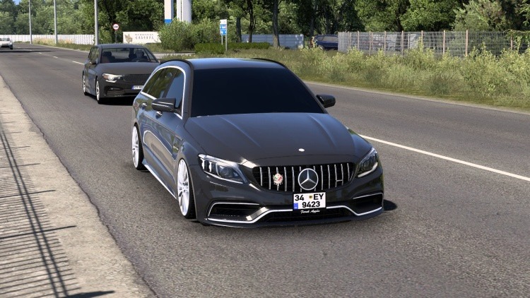 Mercedes-Benz C63s – Fully Working Car – screenshot 3