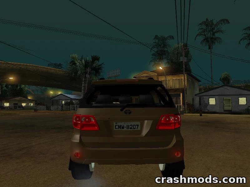 Toyota Fortuner V – Japanese SUV – screenshot 3