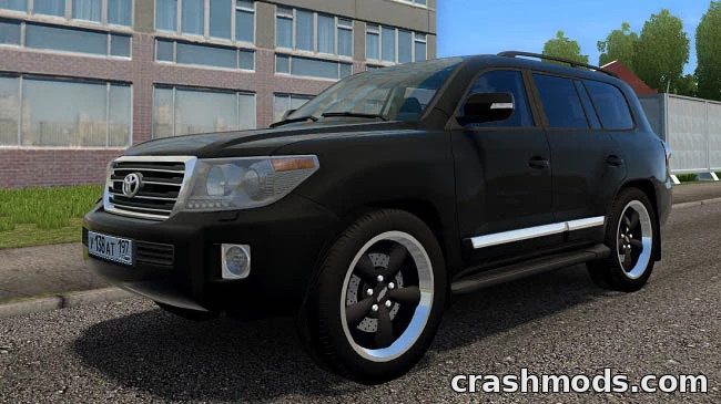 Toyota Land Cruiser 200 5.7 – SUV with Tuned Suspension and ABS City Car Driving mod screenshot